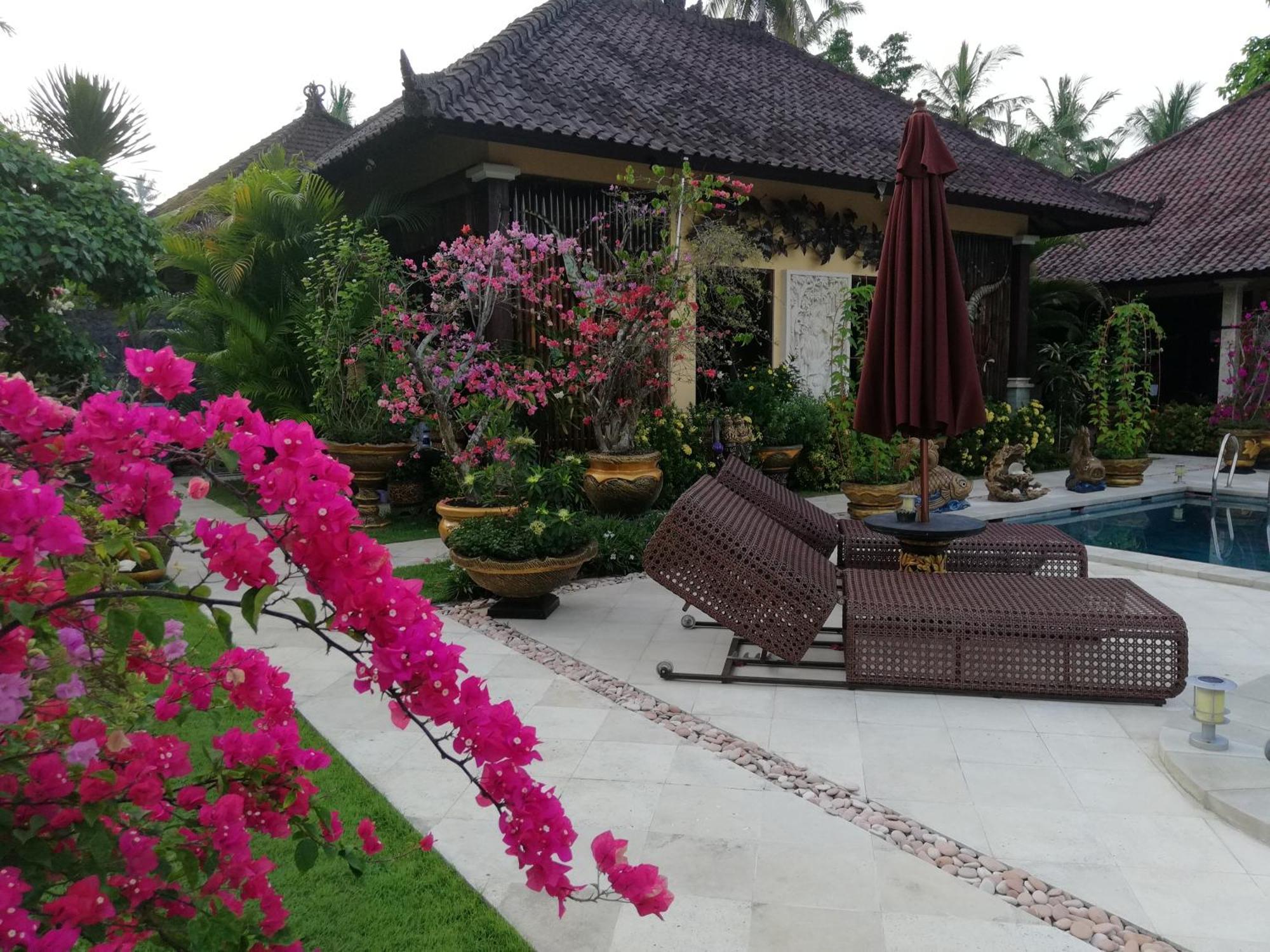 Villa Gusmania Candidasa Exterior foto
