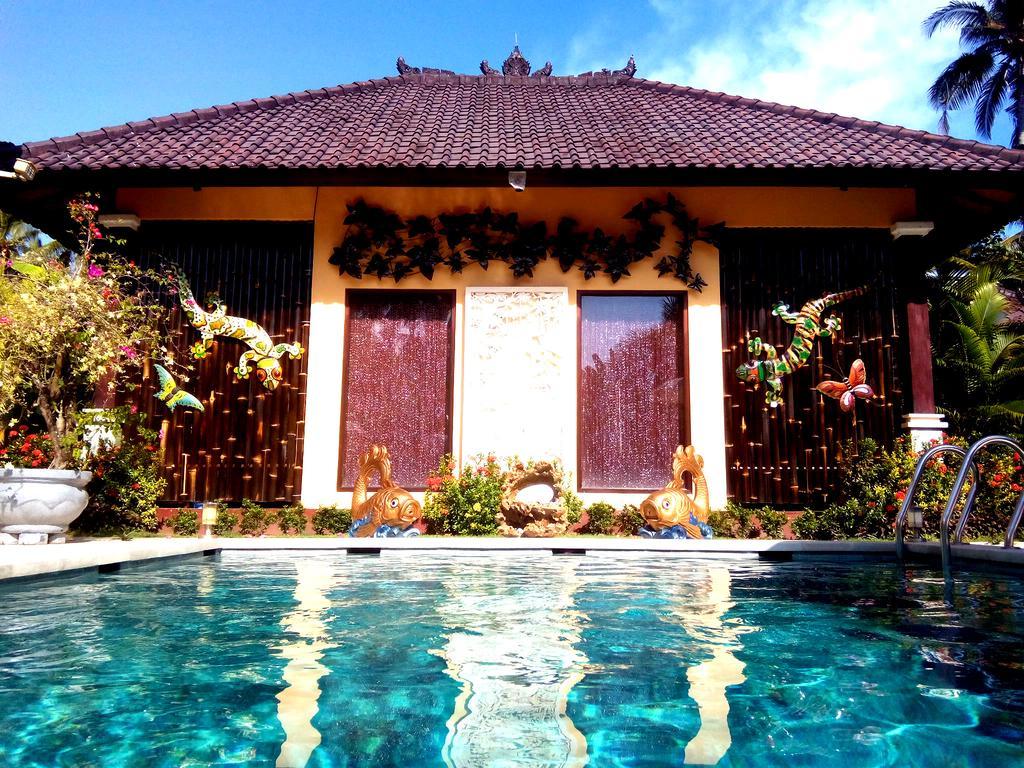 Villa Gusmania Candidasa Exterior foto